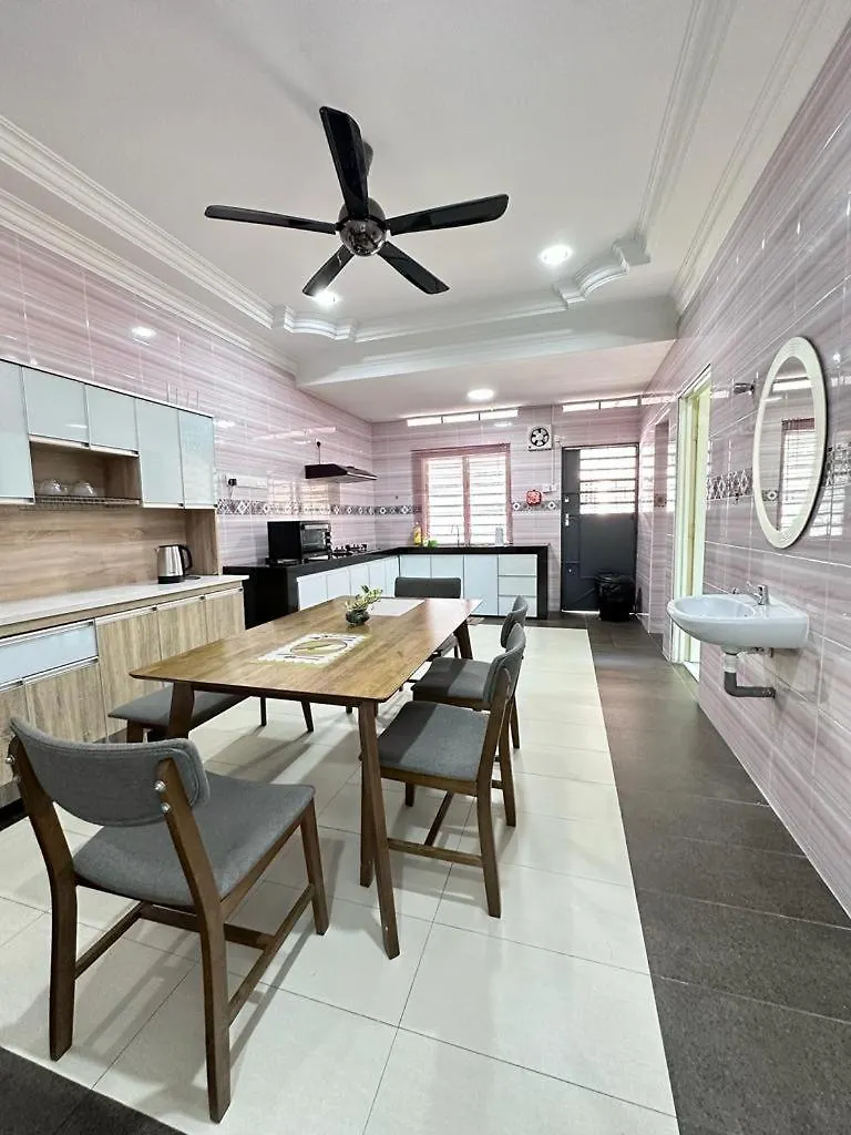Ipoh Cozy Premium Spacious Home Holiday home